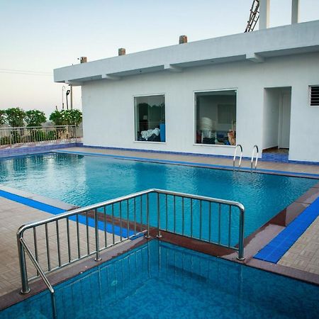Thai Beach Resort Tiruchchendūr Eksteriør bilde